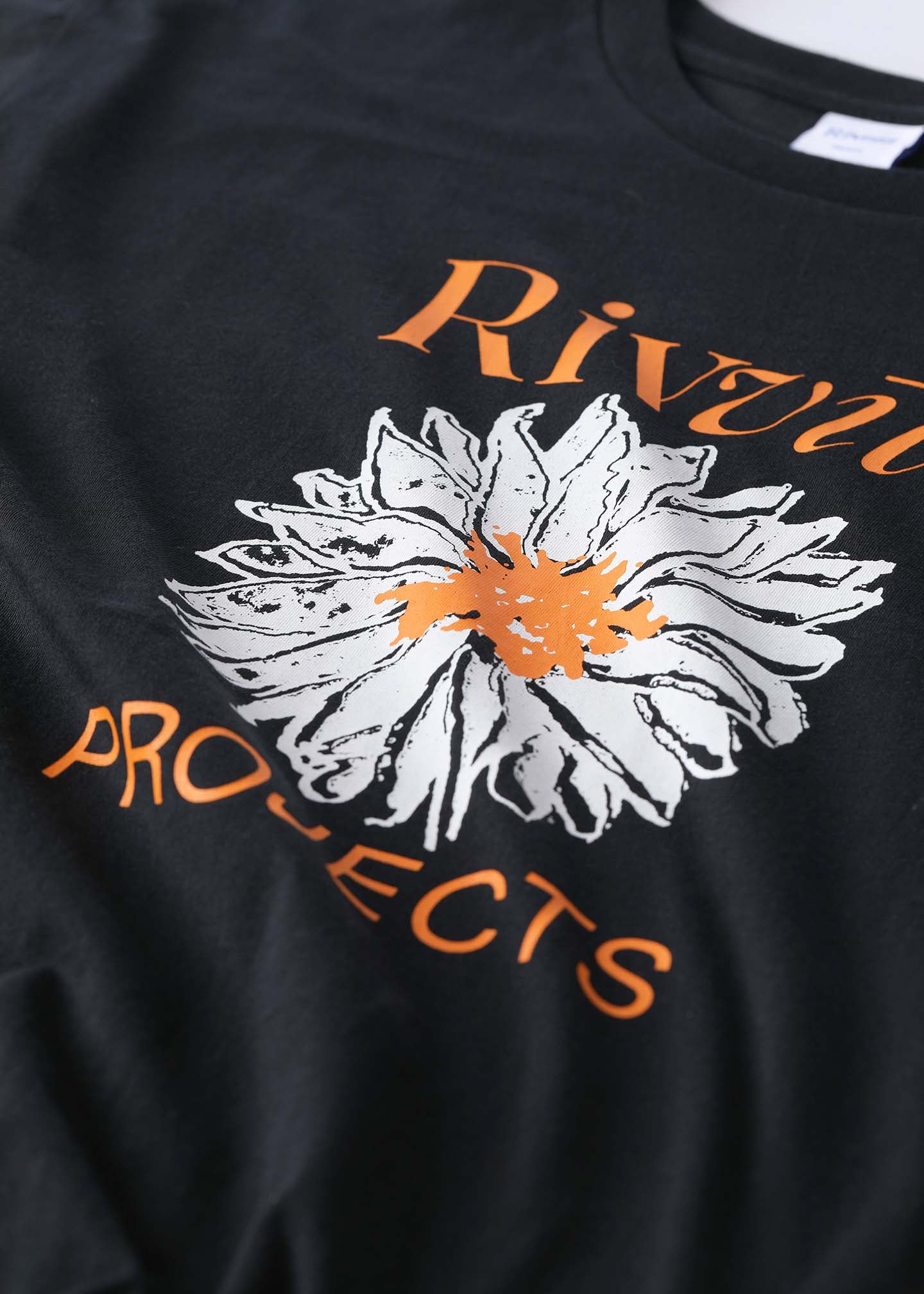 BLOSSOM T-SHIRT : BLACK