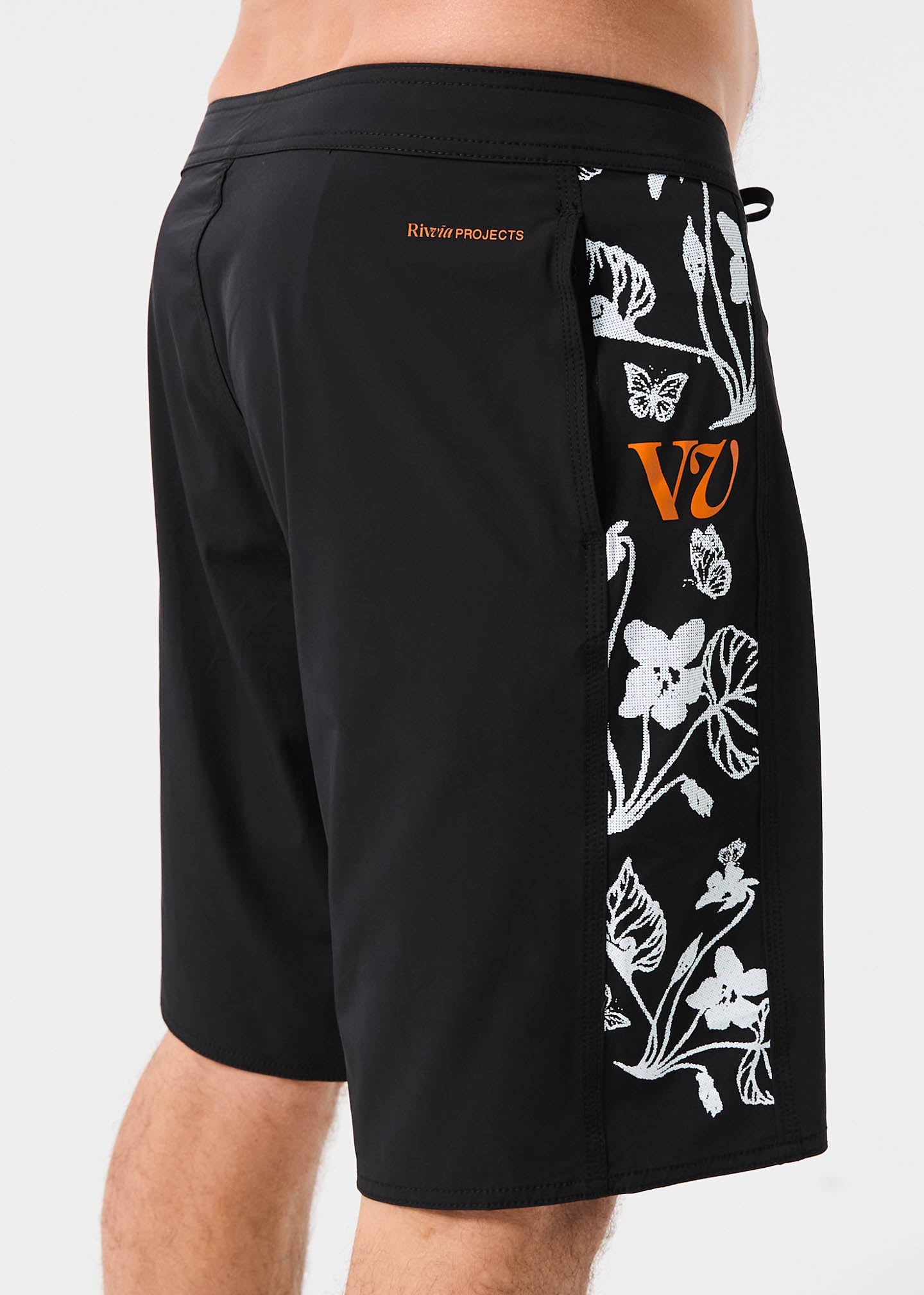DISCLOSURE FLORAL PURSUIT 19' TRUNK : BLACK ORANGE