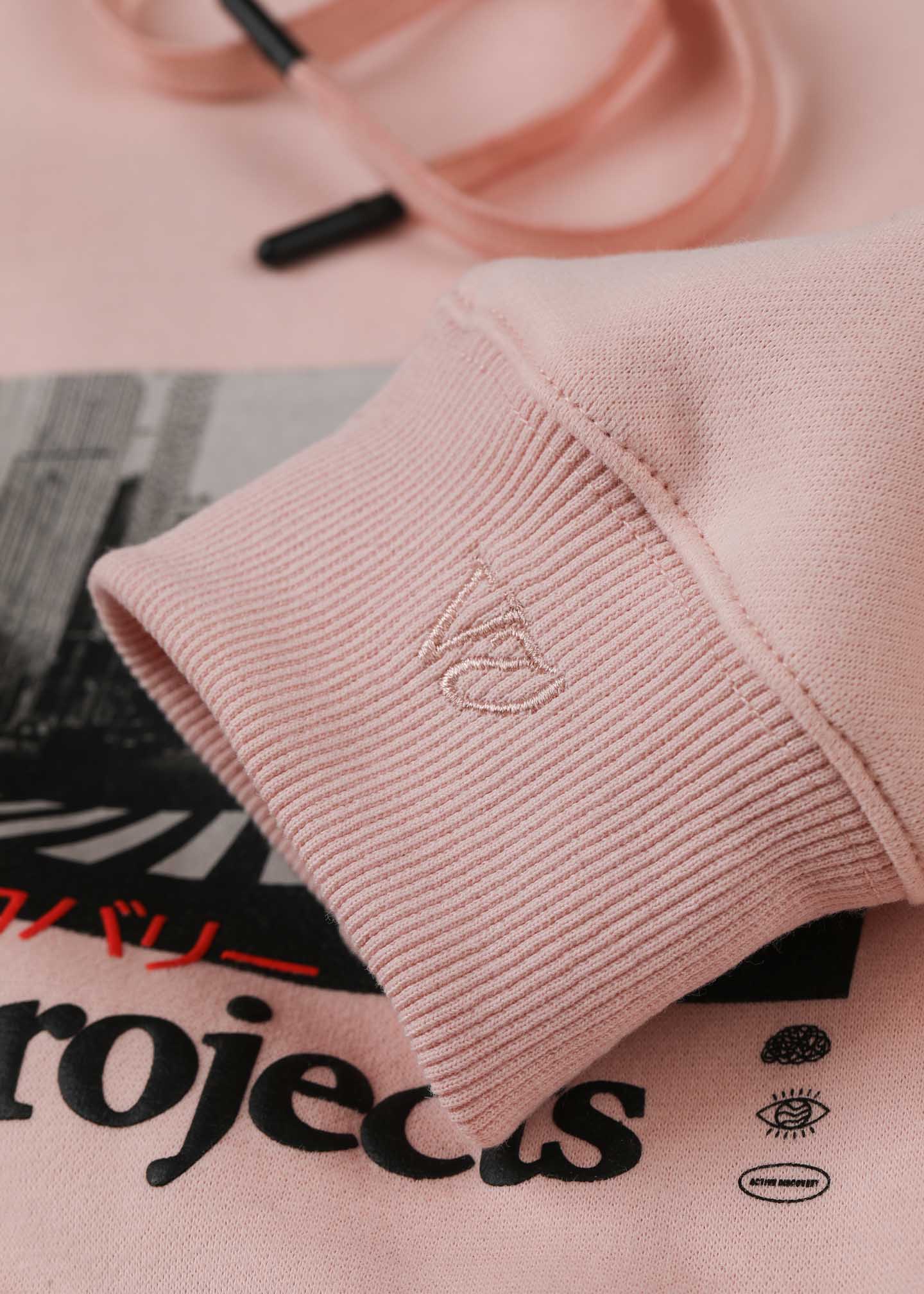 GLOBAL TOUR HOOD : BLUSH
