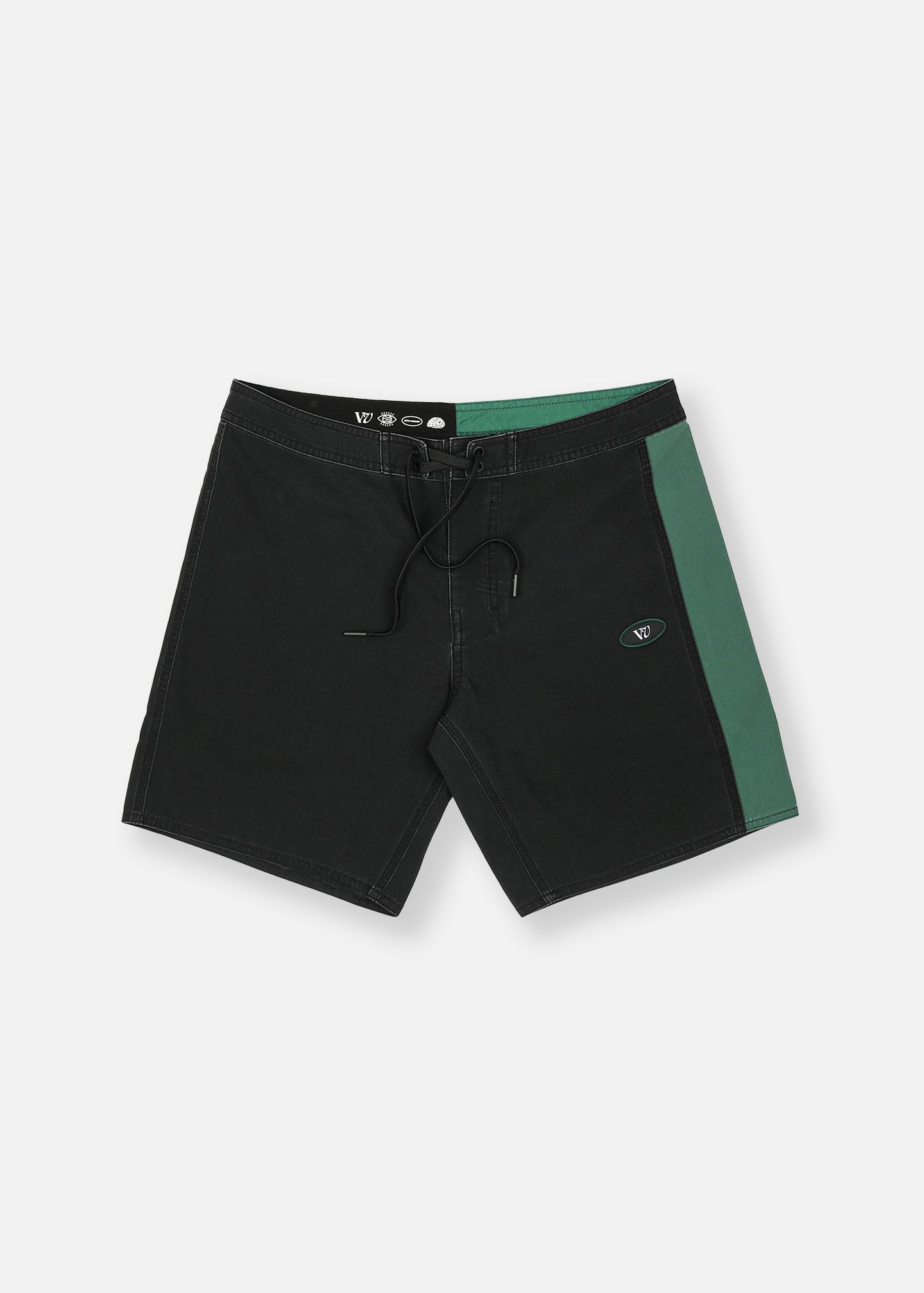 LOGGER TRUNK : BLACK/ PINE