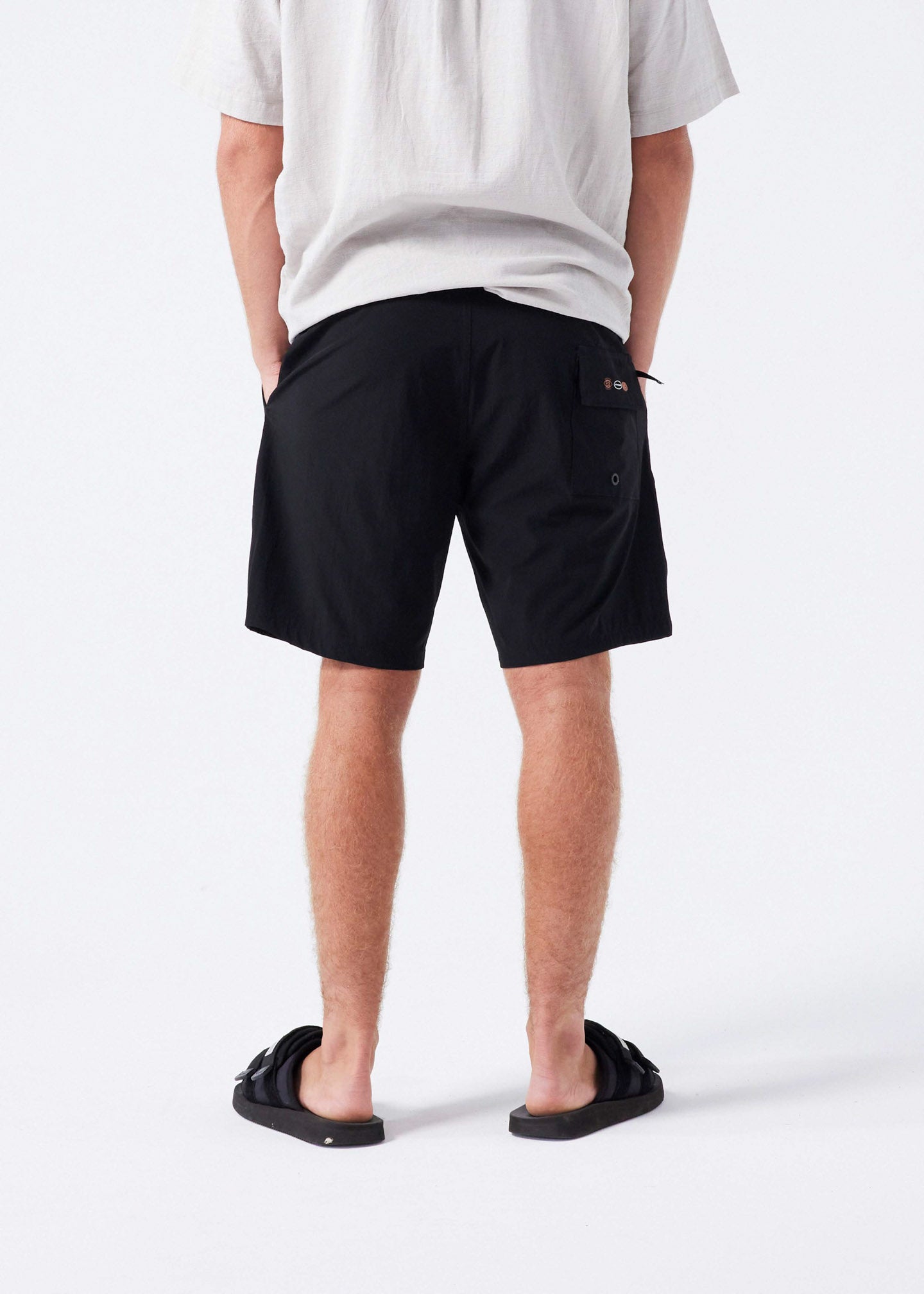 DARK SUN DAILY RIDE SHORT : BLACK