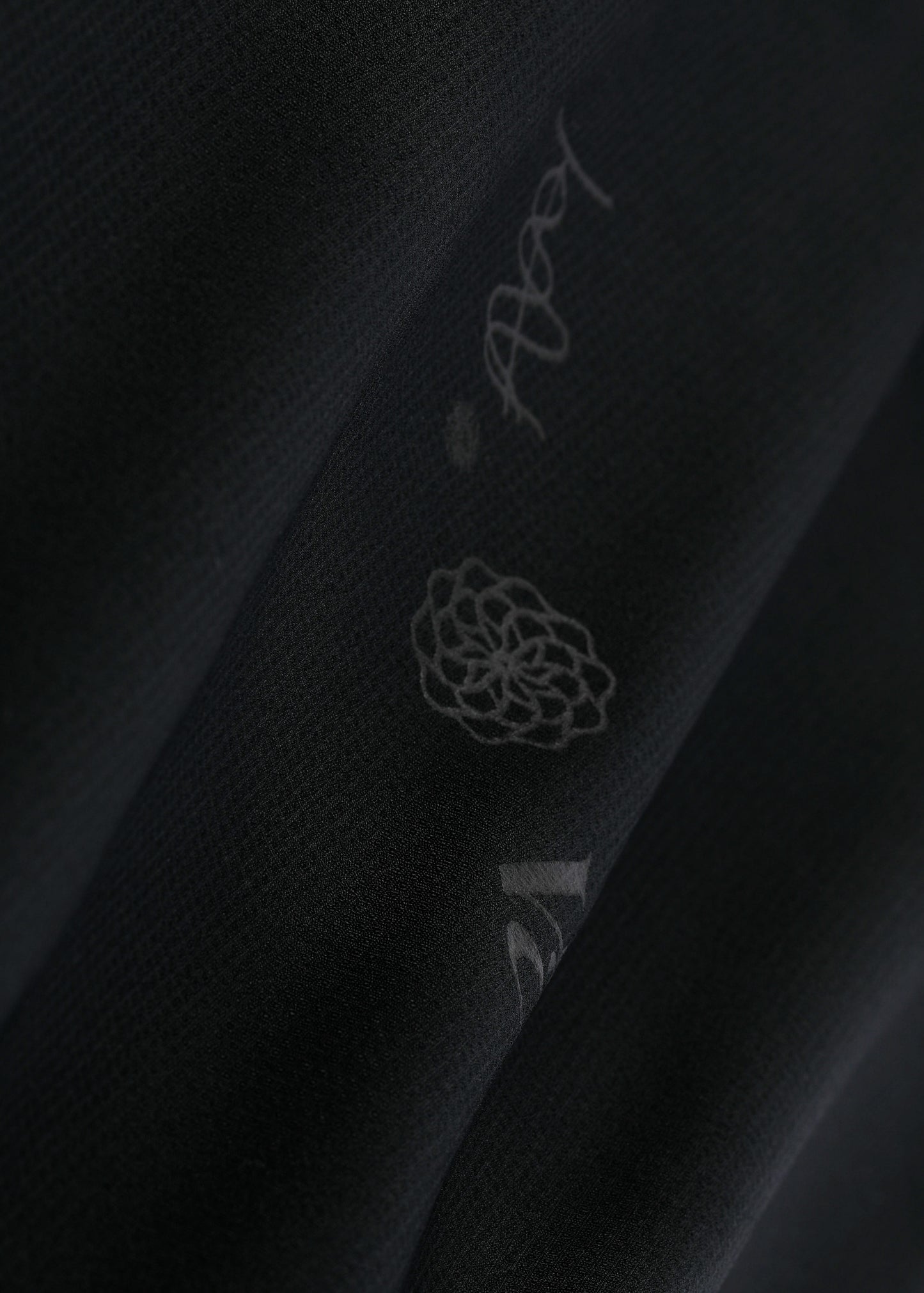 GRAND PROJECTS SPRAY JACKET : BLACK